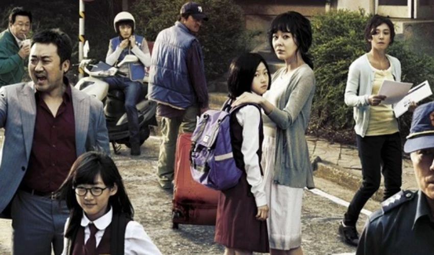 Người H&agrave;ng X&oacute;m B&iacute; Ẩn l&agrave; bộ phim được đ&aacute;nh gi&aacute; cao của Ma Dong seok