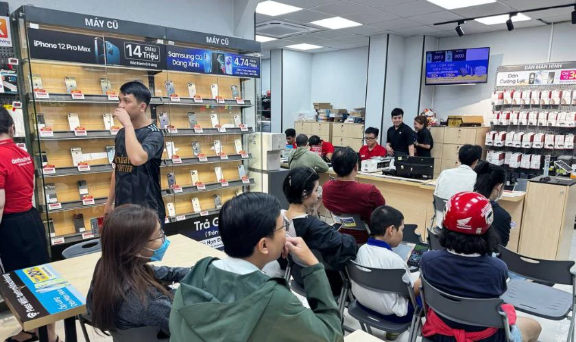 Thay pin iPhone ở đ&acirc;u uy t&iacute;n, chất lượng?