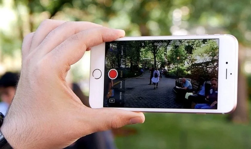 Quay video để kiểm tra camera iPhone cũ
