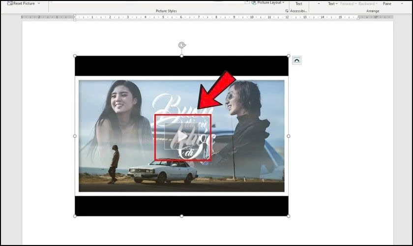 Cách mở hoặc phát video đã chèn