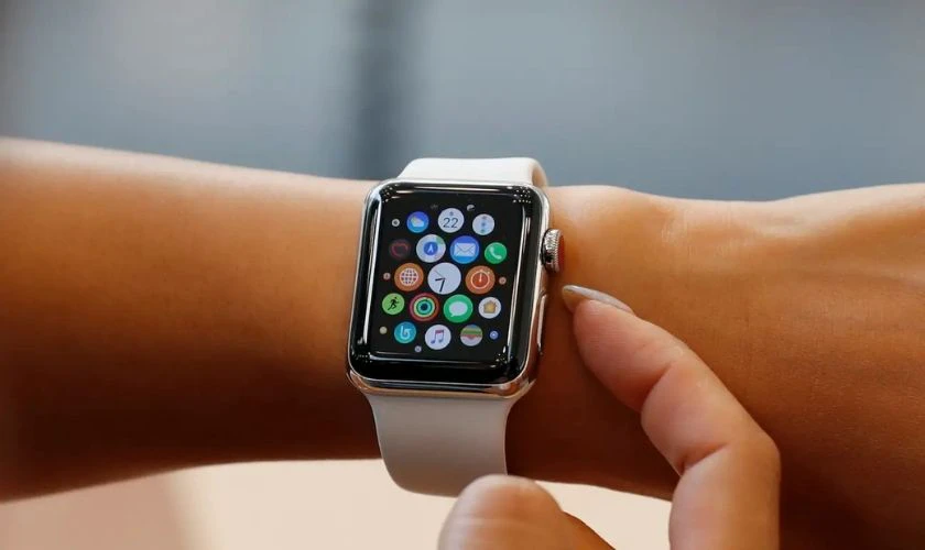 Một số cách giúp bạn ghép đôi đồng hồ Apple Watch cũ với iPhone mới thuận lợi