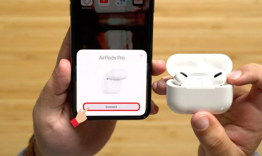 Airpod c&oacute; khả năng kết nối tốt với nhiều thiết bị c&ocirc;ng nghệ kh&aacute;c