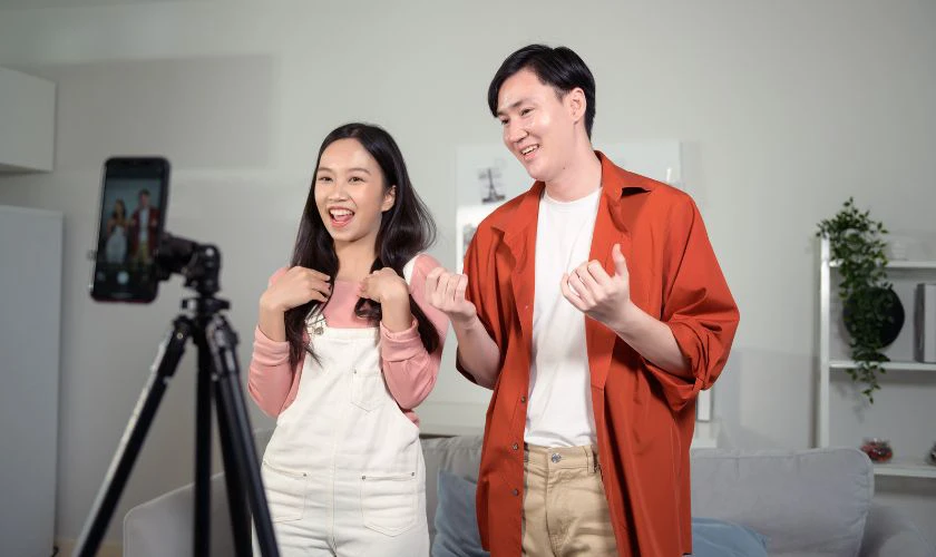 Trở th&agrave;nh nh&acirc;n vi&ecirc;n s&aacute;ng tạo nội dung TikTok