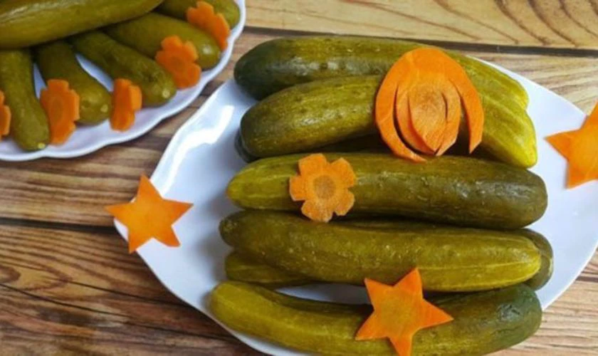 Cách làm dưa leo món muối nguyên quả ngày Tết