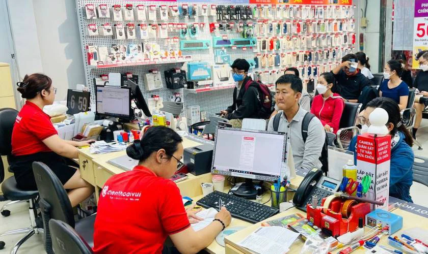 Nên mua điện thoại iPhone cũ giá rẻ, chất lượng ở đâu để không bị lừa?
