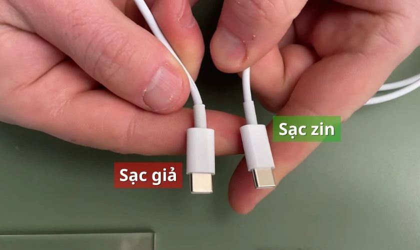 DÂY SẠC IPHONE CHÍNH HÃNG CÓ IN THÔNG SỐ KỸ THUẬT NHỎ GỌN