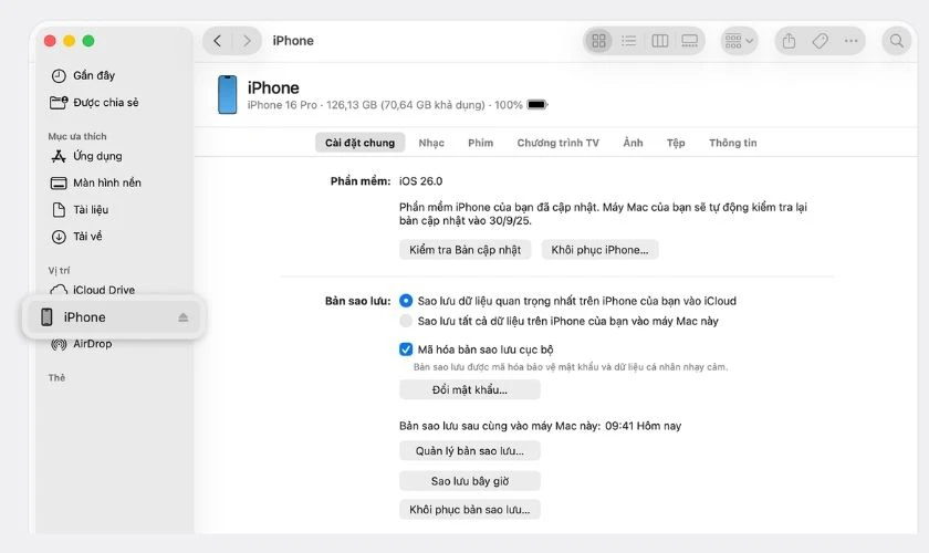Mở thông tin iPhone để đối chiếu