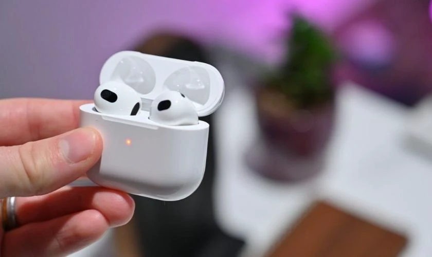 Tại sao cần biết c&aacute;ch reset tai nghe AirPod?