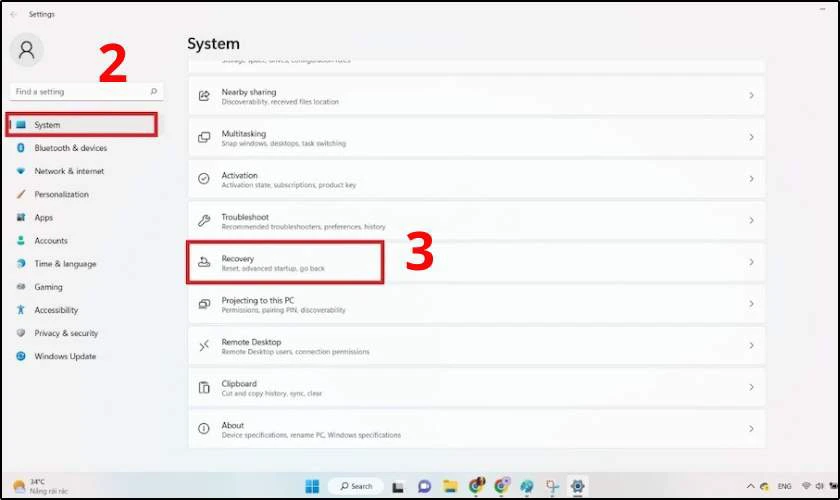 Điều hướng đến System, chọn Recovery