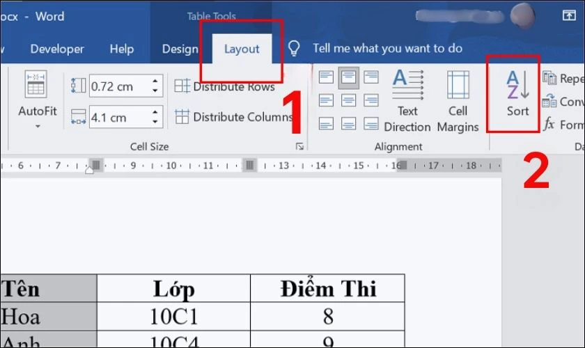 V&agrave;o tab Layout, nhấn chọn Sort