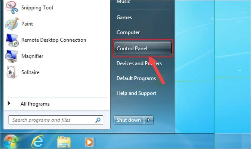 Bấm v&agrave;o n&uacute;t Start v&agrave; chọn Control Panel