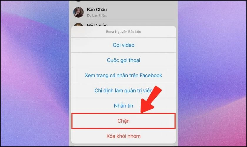 Bạn bấm v&agrave;o T&ecirc;n của th&agrave;nh vi&ecirc;n đ&oacute;