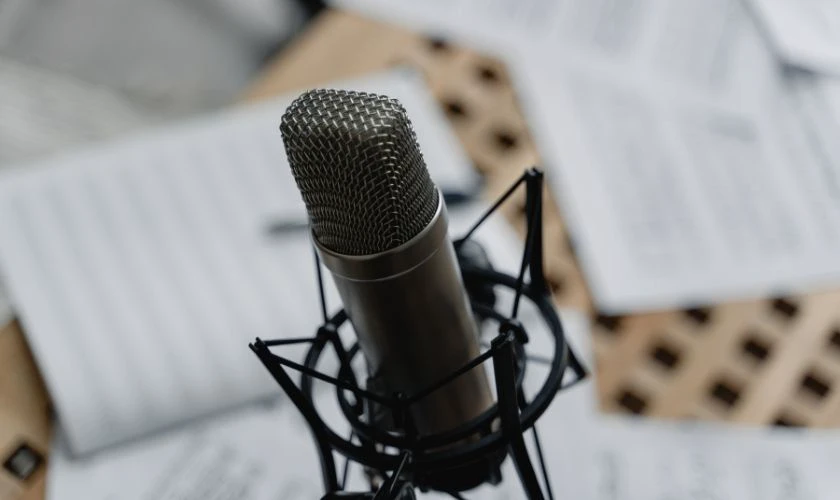 C&acirc;u hỏi thường gặp về c&aacute;ch tạo Podcast tr&ecirc;n Spotify
