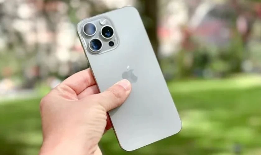iPhone 16 Pro Max cũ đã thay linh kiện có nên mua không