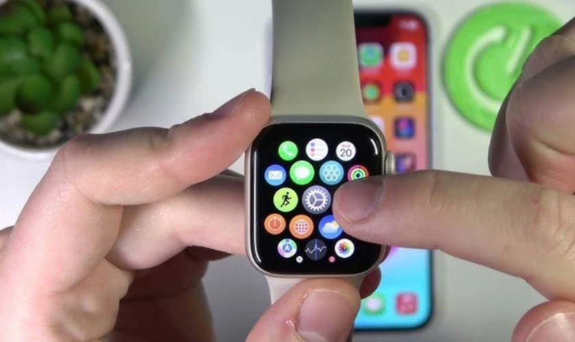Tắt c&aacute;c tiện &iacute;ch đa chức năng kh&ocirc;ng cần thiết - C&aacute;ch tiết kiệm pin Apple Watch nhiều người d&ugrave;ng