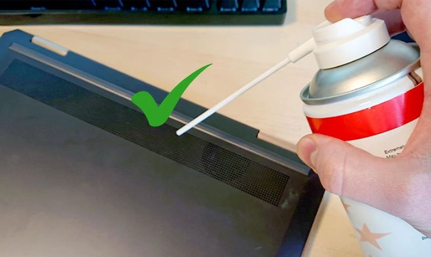 C&aacute;ch vệ sinh loa laptop hiệu quả