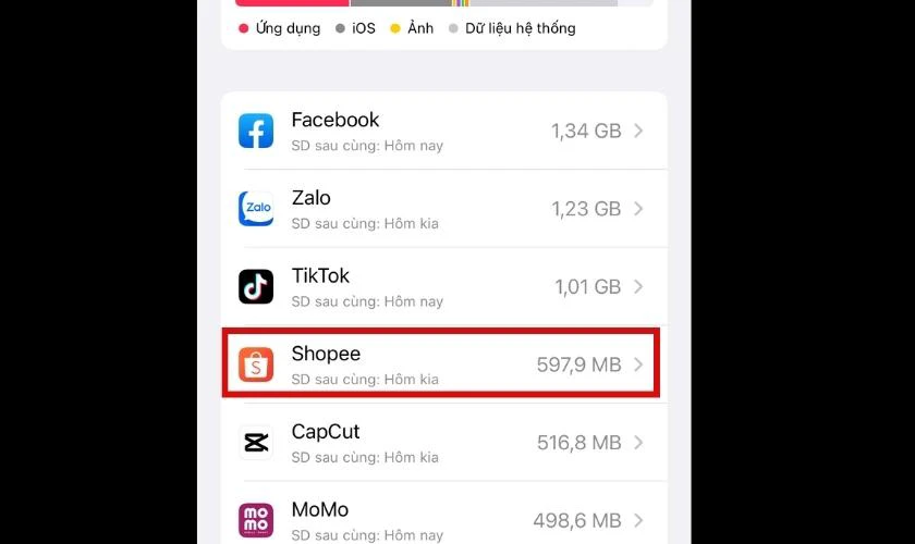 X&oacute;a bớt c&aacute;c ứng dụng kh&ocirc;ng s&agrave;i tr&ecirc;n iPhone 