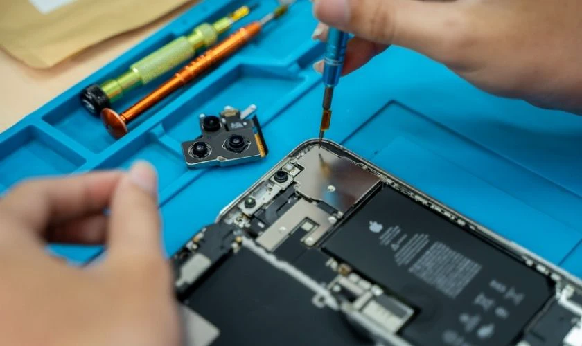 Thay camera mới cho iPhone