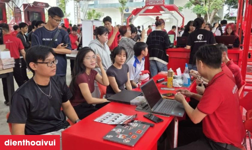 Tặng Voucher n&acirc;ng cấp RAM laptop