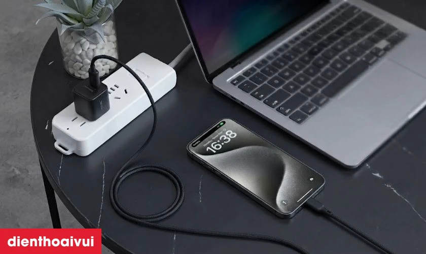 Cáp Aukey CB-CL5 tương thích với iPhone