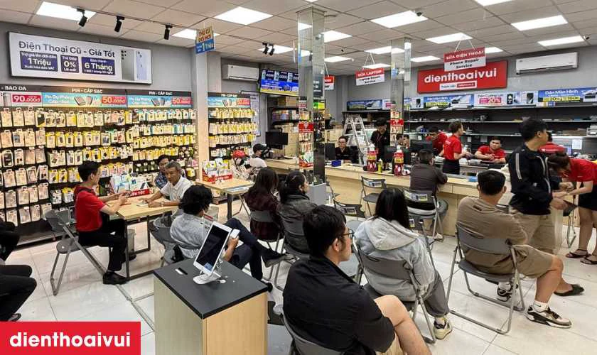 N&ecirc;n mua c&aacute;p Lightning chuẩn MFI 2m bọc sợi Nylon AUKEY CB-AL2 tại đ&acirc;u?