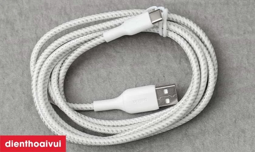 Những ưu nhược điểm của c&aacute;p sạc Belkin