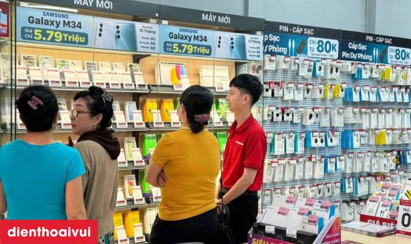 Mua c&aacute;p sạc Joyroom ch&iacute;nh h&atilde;ng tại cửa h&agrave;ng Điện Thoại Vui