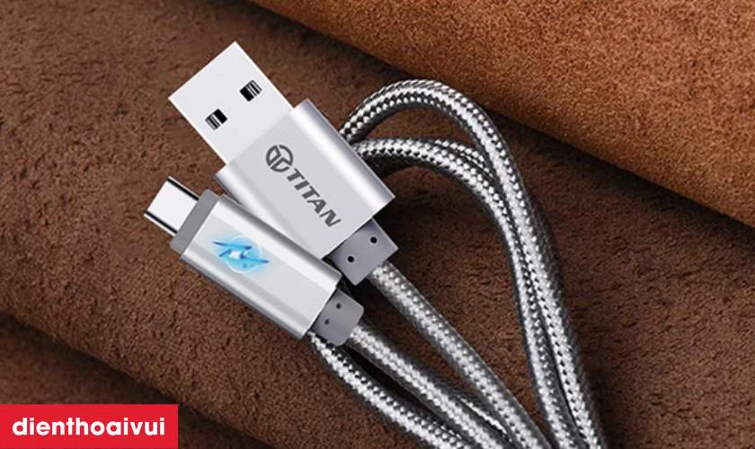 Những dạng chuẩn kết nối nổi bật của c&aacute;p sạc