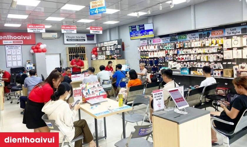 Mua c&aacute;p sạc tại Điện Thoại Vui