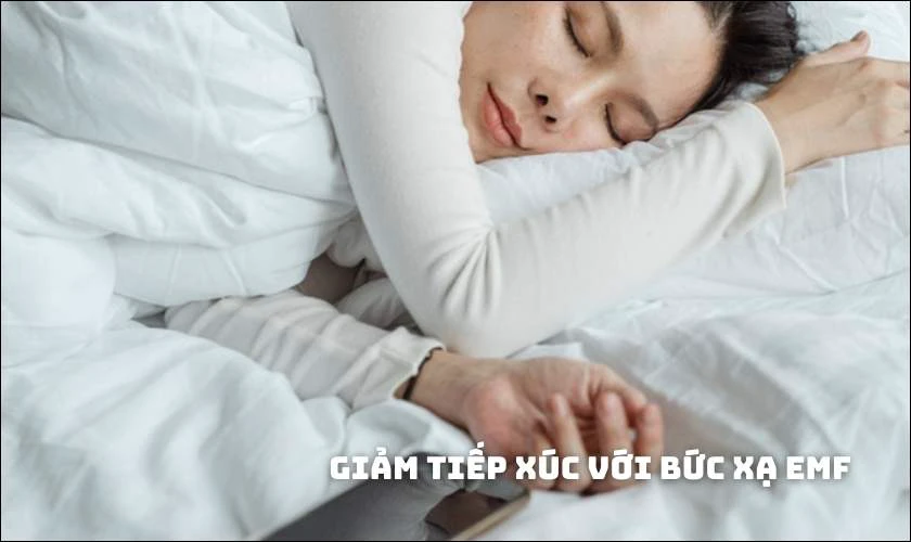 Giảm tiếp x&uacute;c với bức xạ EMF