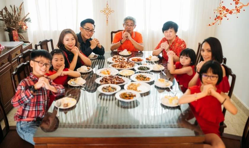 Câu chúc Tết ông bà 2025 hài hước
