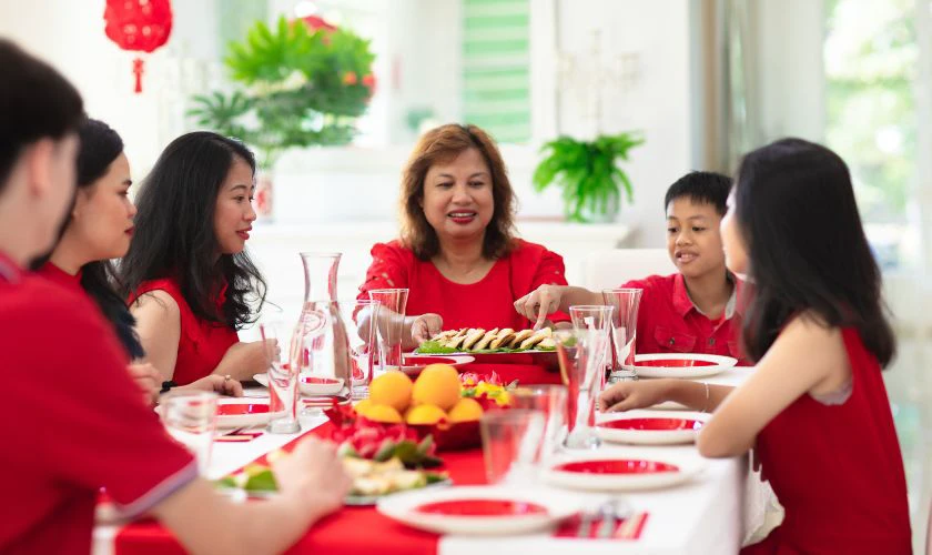 Câu chúc Tết dành riêng cho bà
