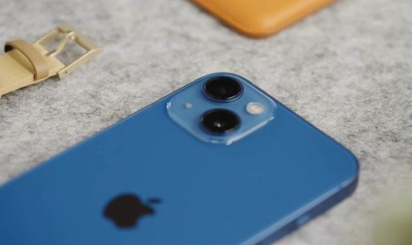 Nên mua iPhone 13 mới hay cũ hiện tại