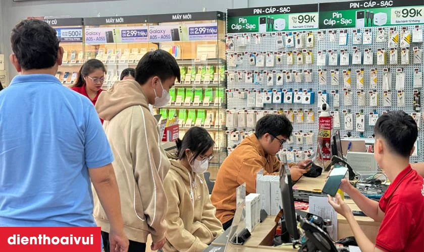 Mua Combo Sạc Pisen Quick PD 18W K&egrave;m C&aacute;p Lightning gi&aacute; tốt tại Điện Thoại Vui
