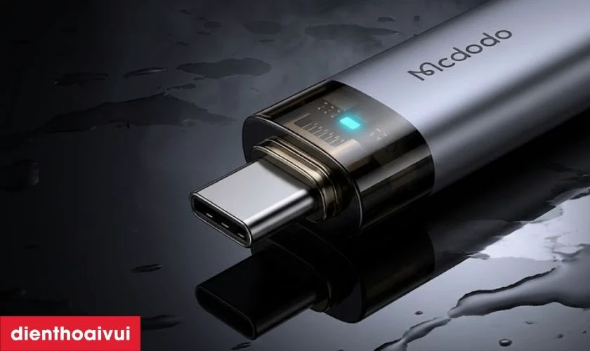 Đầu USB-A v&agrave; USB-C tương th&iacute;ch với nhiều thiết bị