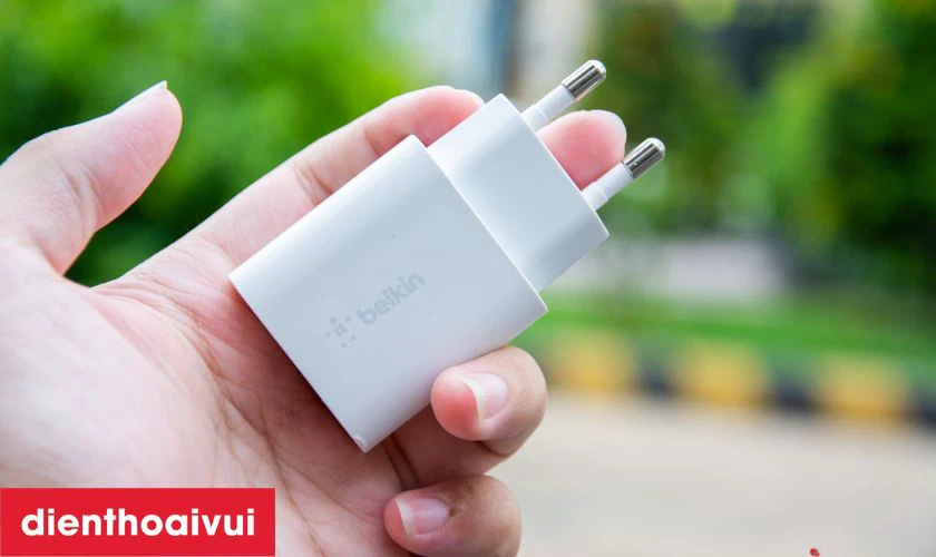 Đặc điểm của củ sạc Belkin 25W