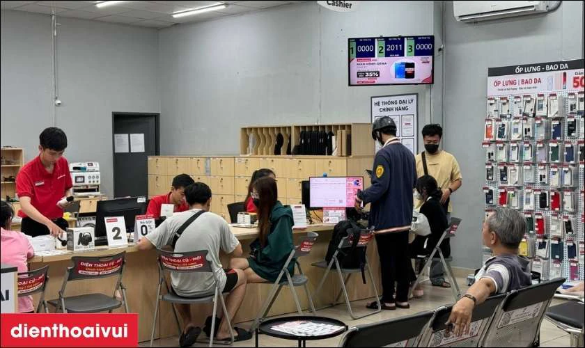 L&yacute; do n&ecirc;n mua củ sạc cũ gi&aacute; rẻ, uy t&iacute;n tại Điện Thoại Vui