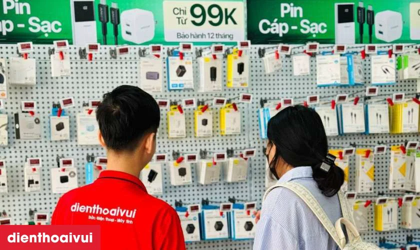 N&ecirc;n mua củ sạc Golf PD 20W U16 CN Plug ch&iacute;nh h&atilde;ng tại đ&acirc;u