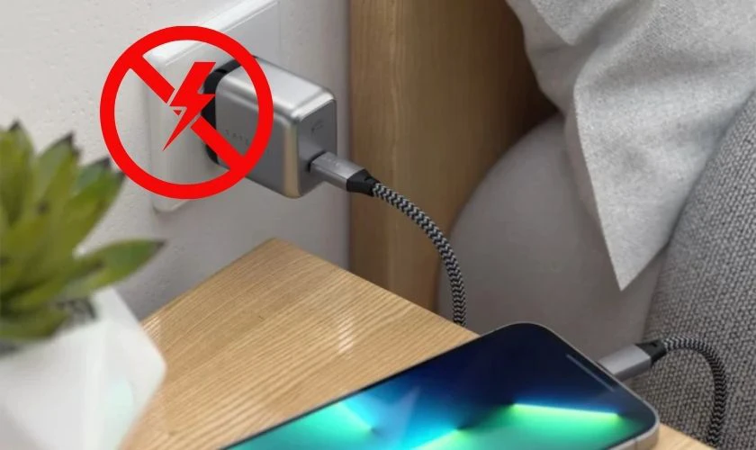 Dấu hiệu nhận biết củ sạc không vào điện