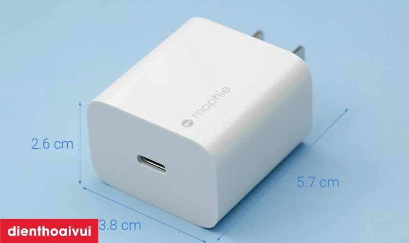 C&oacute; thể sạc iPhone l&ecirc;n đến 50% trong thời gian ngắn