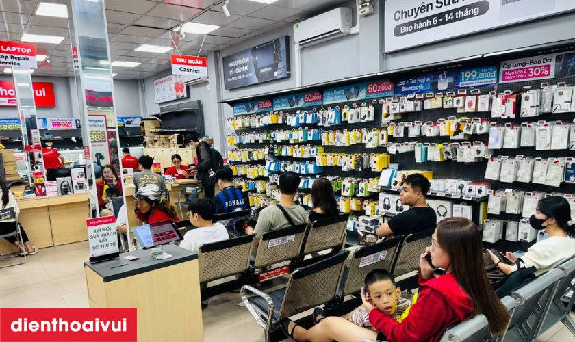 N&ecirc;n mua củ sạc nhanh Ugreen GaN Nexode 30W CD319 90901 ch&iacute;nh h&atilde;ng ở đ&acirc;u uy t&iacute;n?