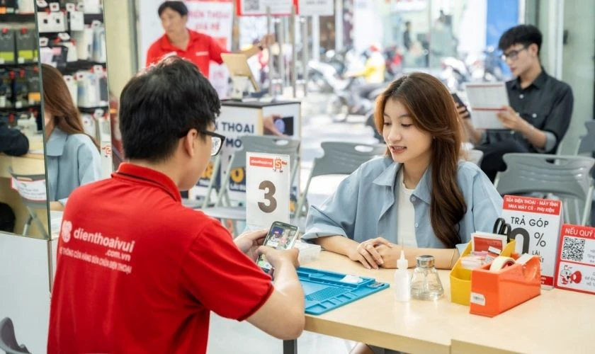 Cửa hàng bán điện thoại cũ uy tín