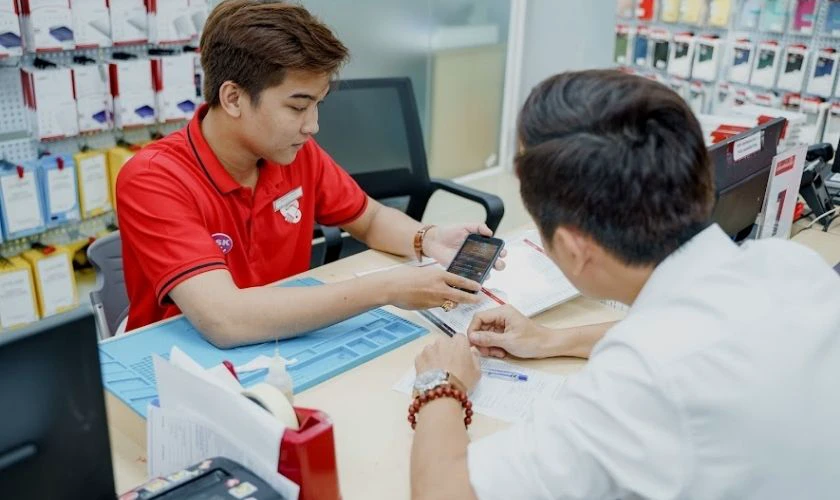 Cửa hàng điện thoại cũ quận 4 giá rẻ