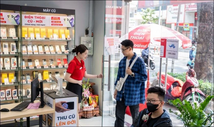 Lý do nên chọn mua điện thoại cũ tại Điện Thoại Vui quận Cầu Giấy?