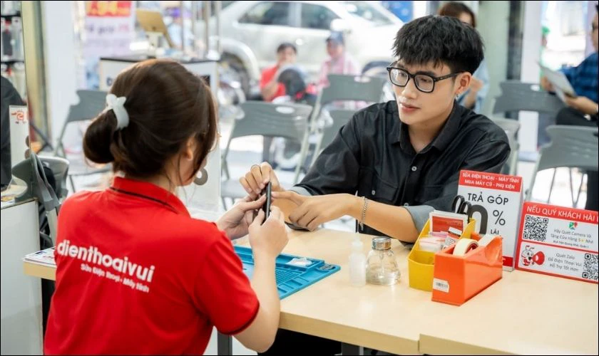 Cửa hàng bán điện thoại cũ uy tín, chính hãng tại quận Đống Đa