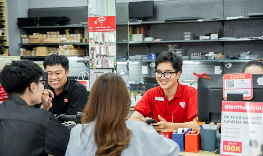 Mua điện thoại cũ chính hãng tại Điện Thoại Vui quận Hoàng Mai
