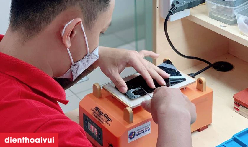 Thay kính cảm ứng Huawei Y7 Prime chính hãng, giá tốt tại Điện Thoại Vui