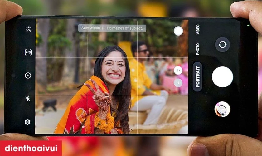Camera với chế độ chụp ảnh ch&acirc;n dung chuy&ecirc;n nghiệp