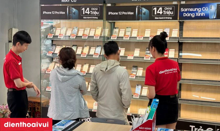 Mua k&iacute;nh cường lực, d&aacute;n m&agrave;n h&igrave;nh iPhone 16 chất lượng gi&aacute; tốt tại Điện Thoại Vui