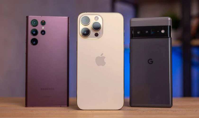 So sánh iPhone 14 Pro Max với Android flagship